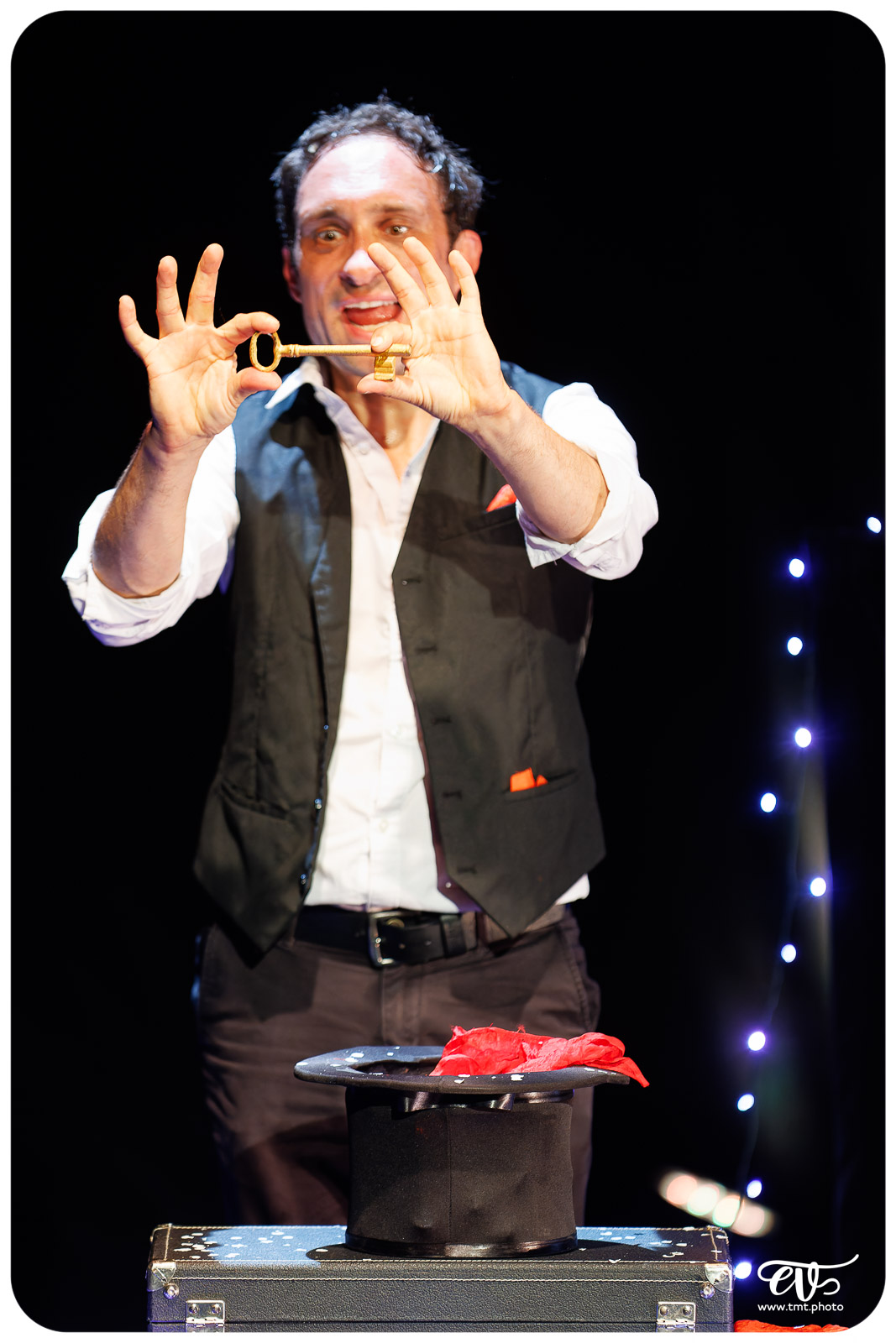 LE CIRQUE DES ÉTOILES (COMME UNE ÉTINCELLE)